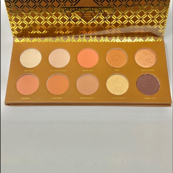 Zoeva Caramel Melange Eyeshadow Palette - Picture 3 of 10